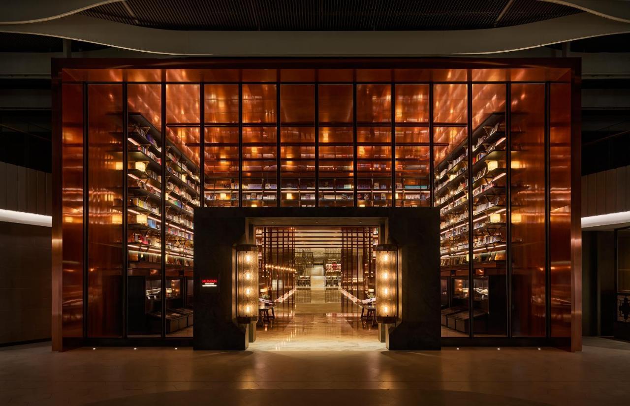 Mumian Beijing Daxing International Airport, Part Of Hyatt Pequim Exterior foto The Library at The Standard East Village